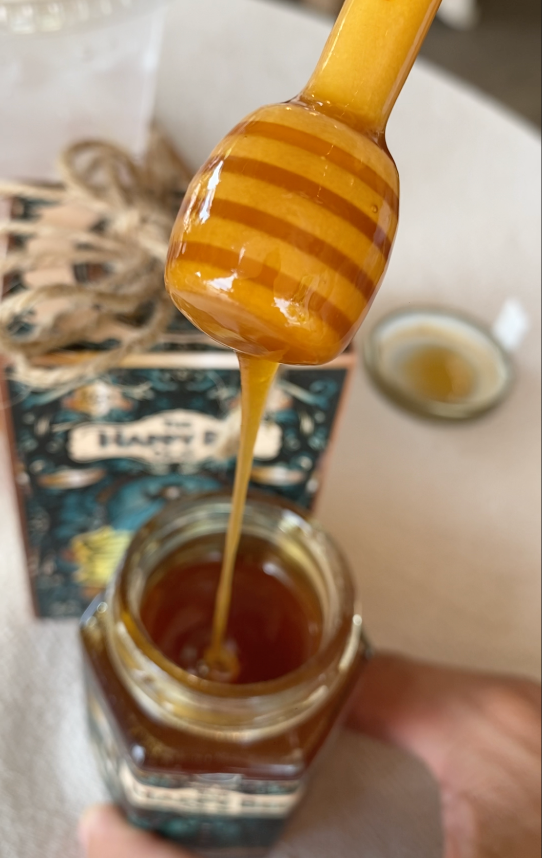 Avocado & Mānuka Honey MGO 105+, 150g Giftbox set – happybeecoop